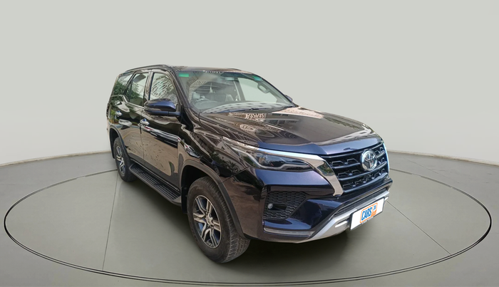 2022 Toyota Fortuner 4X2 AT 2.8 DIESEL, Diesel, Automatic, 39,724 km, exterior