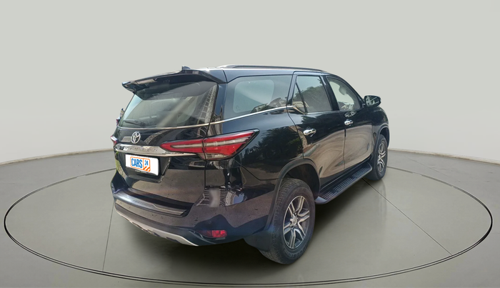 2022 Toyota Fortuner 4X2 AT 2.8 DIESEL, Diesel, Automatic, 39,724 km, exterior