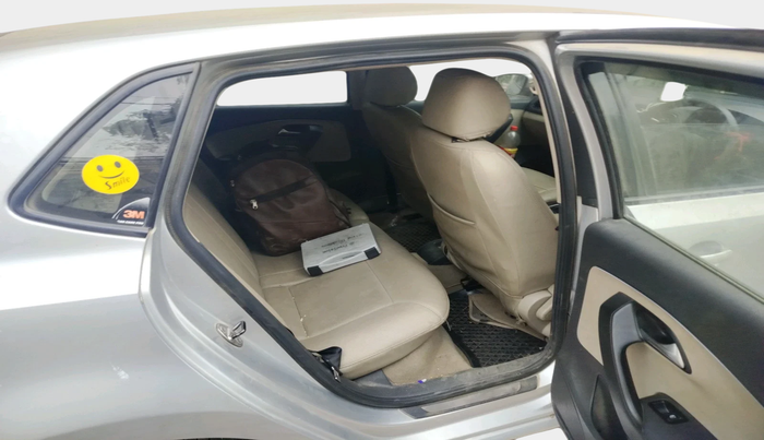 2012 Volkswagen Polo COMFORTLINE 1.2L PETROL, Petrol, Manual, 58,398 km, interior