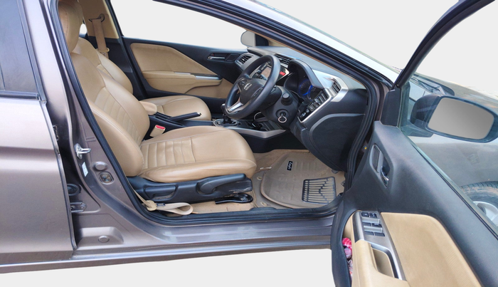 2014 Honda City 1.5L I-VTEC V MT, Petrol, Manual, 1,00,430 km, interior