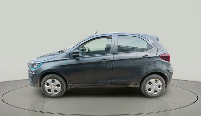 2024 Tata TIAGO EV XT LONG RANGE, Electric, Automatic, 36,140 km, exterior