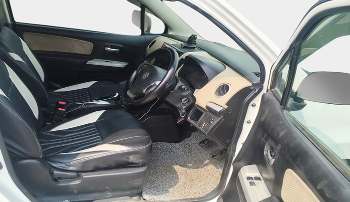 2018 Maruti Wagon R 1.0 LXI CNG, Petrol, Manual, 1,21,530 km, interior