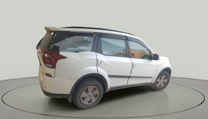 2020 Mahindra XUV500 W7, Diesel, Manual, 1,43,180 km, exterior