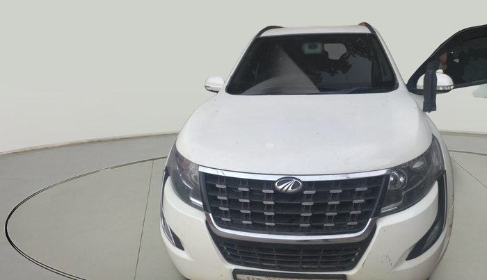 2020 Mahindra XUV500 W7, Diesel, Manual, 1,43,180 km, exterior