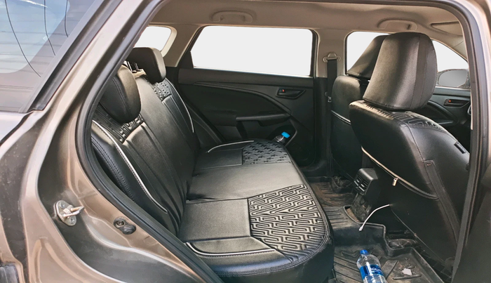 2022 Maruti BREZZA VXI SMART HYBRID, Petrol, Manual, 73,897 km, interior