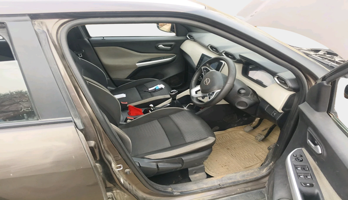 2022 Nissan MAGNITE XV MT, Petrol, Manual, 53,722 km, interior