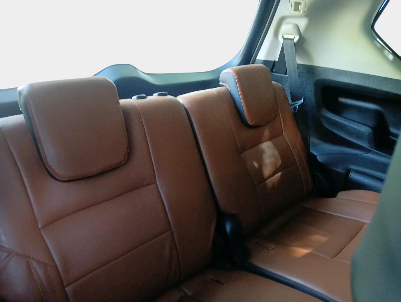 2017 Toyota Innova Crysta 2.4 GX 8 STR, Diesel, Manual, 1,32,171 km, interior