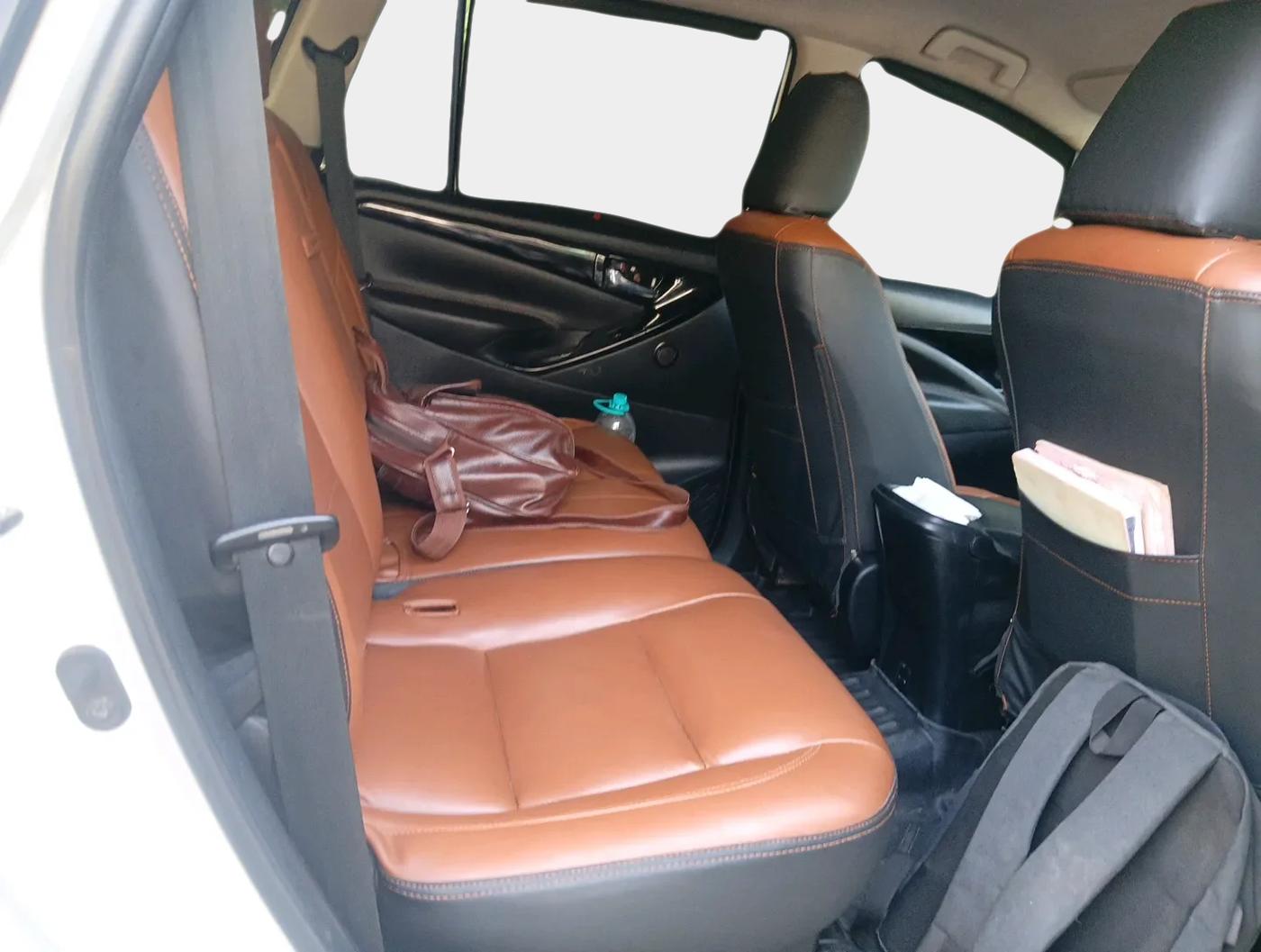 2017 Toyota Innova Crysta 2.4 GX 8 STR, Diesel, Manual, 1,32,171 km, interior
