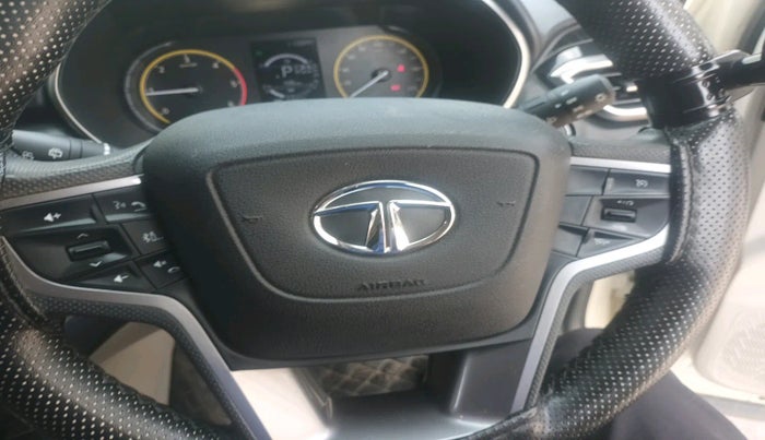 2023 Tata Safari XTA PLUS, Diesel, Automatic, 57,557 km, interior