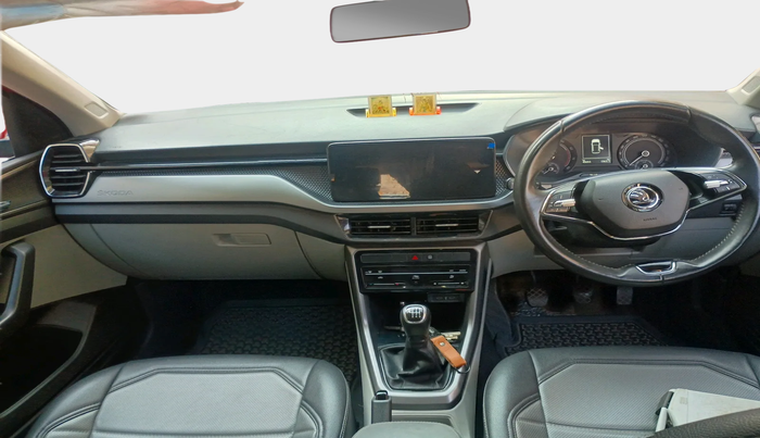 2021 Skoda KUSHAQ AMBITION 1.0L TSI MT, Petrol, Manual, 50,689 km, interior