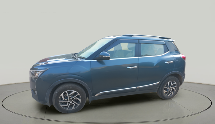 2022 Mahindra XUV300 W8 (O) 1.5 DIESEL AMT, Diesel, Automatic, 88,533 km, exterior
