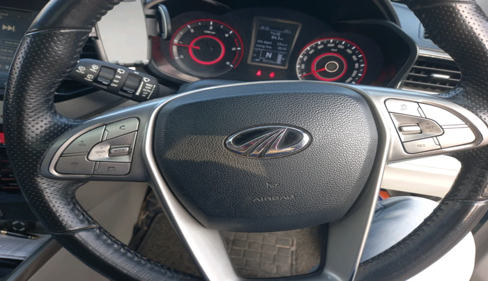 2022 Mahindra XUV300 W8 (O) 1.5 DIESEL AMT, Diesel, Automatic, 88,533 km, interior