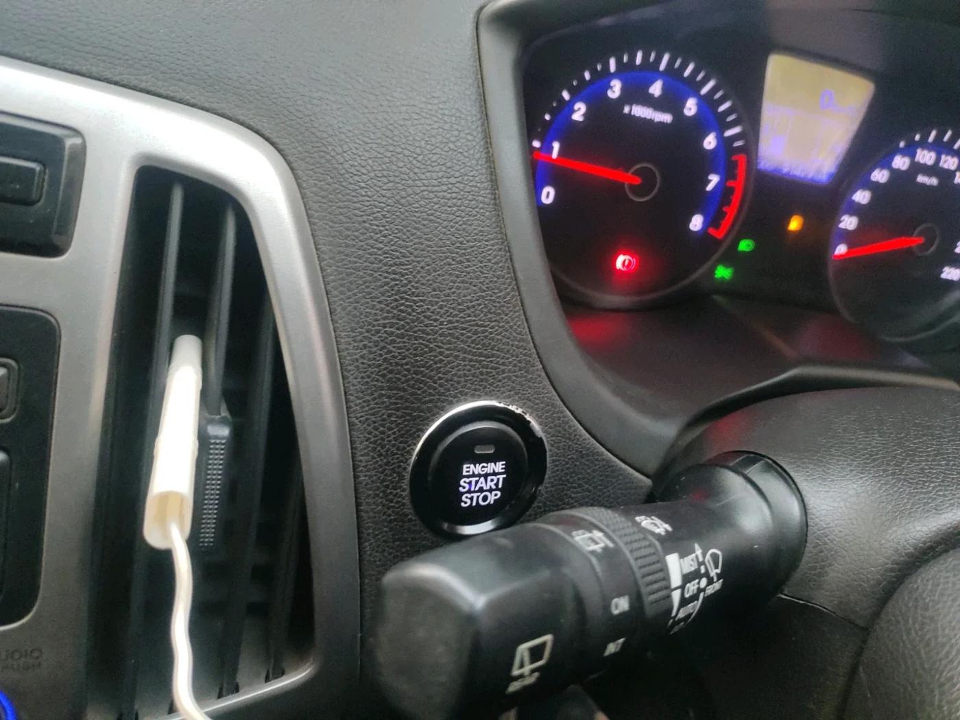 2012 Hyundai i20 ASTA 1.2, Petrol, Manual, 91,479 km, interior