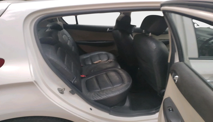 2012 Hyundai i20 ASTA 1.2, Petrol, Manual, 91,479 km, interior