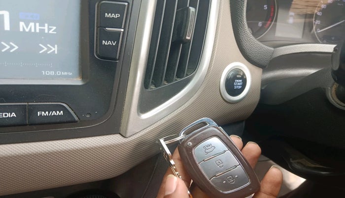 2017 Hyundai Creta SX (O) 1.6 DIESEL, Diesel, Manual, 1,12,174 km, interior