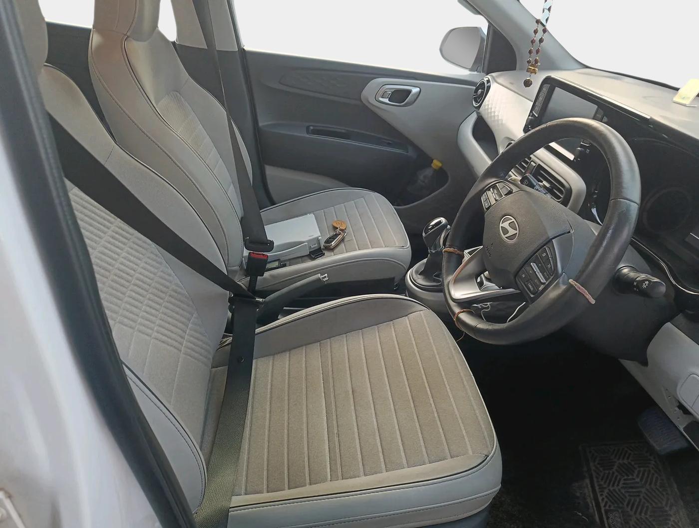 2023 Hyundai GRAND I10 NIOS ASTA AMT 1.2 KAPPA VTVT, Petrol, Automatic, 19,240 km, interior