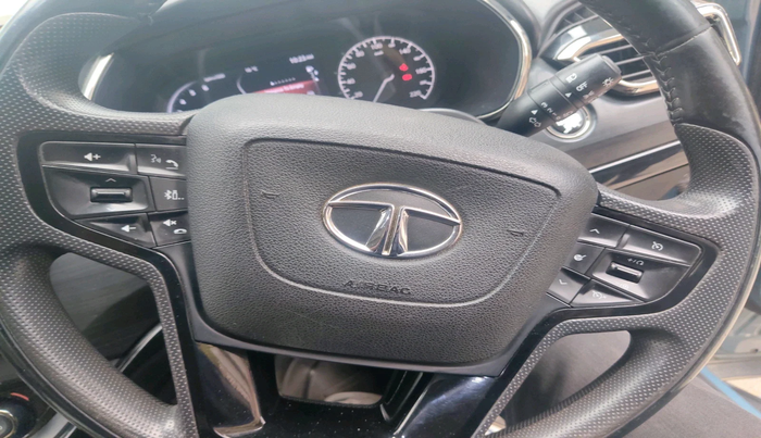 2021 Tata Safari XZA PLUS, Diesel, Automatic, 81,169 km, interior