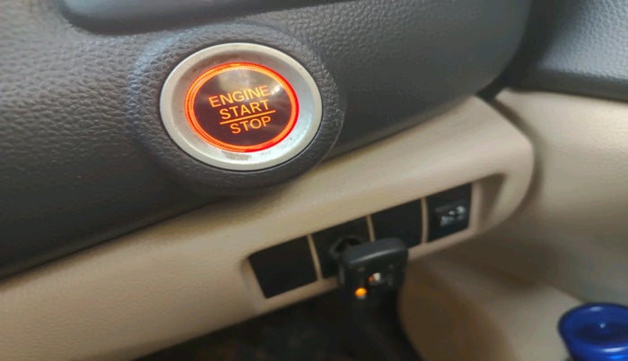 2018 Honda Amaze 1.2L I-VTEC V CVT, Petrol, Automatic, 1,04,801 km, interior