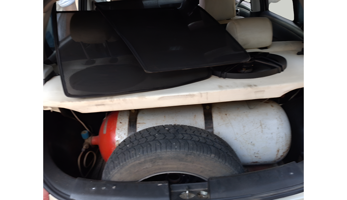 2016 Maruti Swift LXI (O), Petrol, Manual, 1,22,177 km, exterior