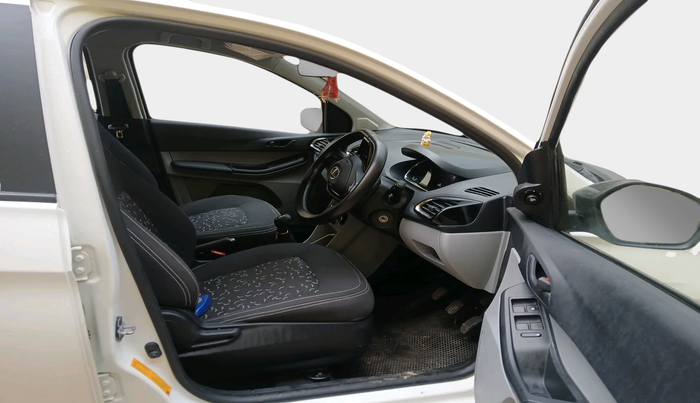 2023 Tata Tiago XT (O) PETROL, Petrol, Manual, 22,689 km, interior