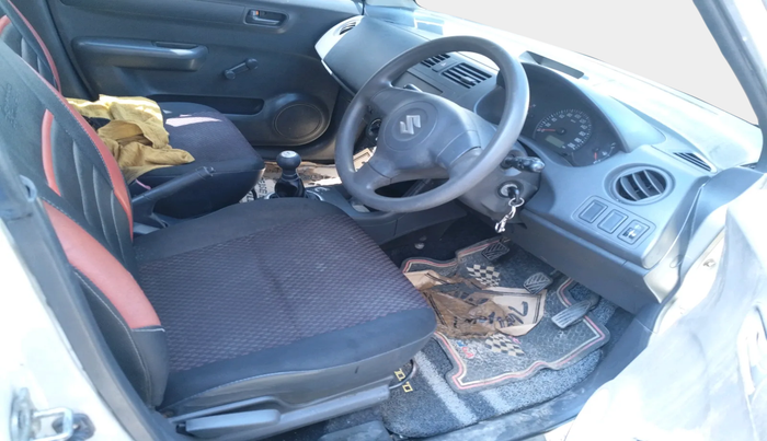 2011 Maruti Swift LXI, Petrol, Manual, 1,66,013 km, interior