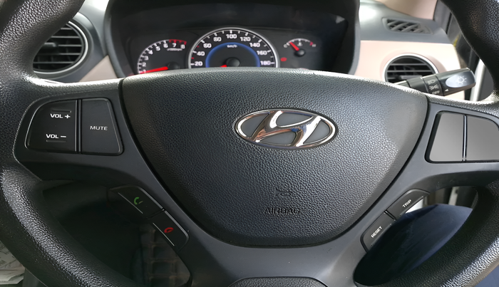 2016 Hyundai Grand i10 SPORTZ 1.2 KAPPA VTVT, Petrol, Manual, 47,514 km, interior