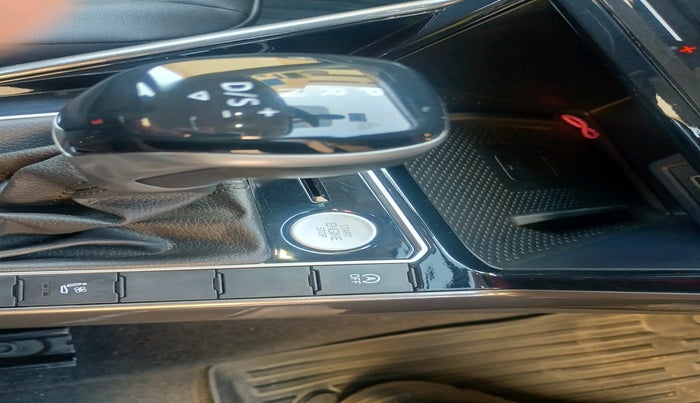 2023 Volkswagen VIRTUS GT PLUS TSI 1.5 EVO DSG, Petrol, Automatic, 26,359 km, interior