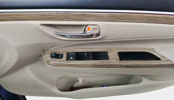 2018 Maruti Ciaz ALPHA  AT 1.5 SHVS PETROL, Petrol, Automatic, 61,245 km, interior