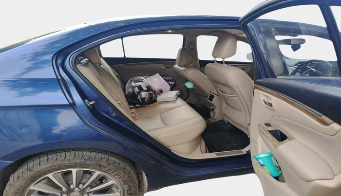 2018 Maruti Ciaz ALPHA  AT 1.5 SHVS PETROL, Petrol, Automatic, 61,245 km, interior