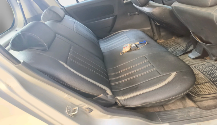 2012 Maruti Wagon R 1.0 LXI CNG, Petrol, Manual, 1,06,854 km, interior