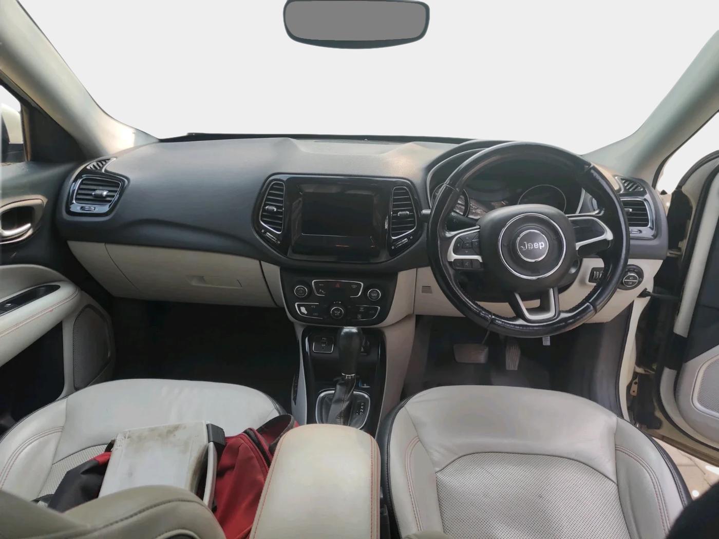 2017 Jeep Compass LIMITED 1.4 PETROL AT, Petrol, Automatic, 94,400 km, interior