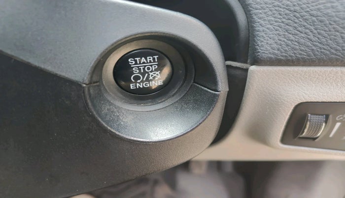 2017 Jeep Compass LIMITED 1.4 PETROL AT, Petrol, Automatic, 94,400 km, interior