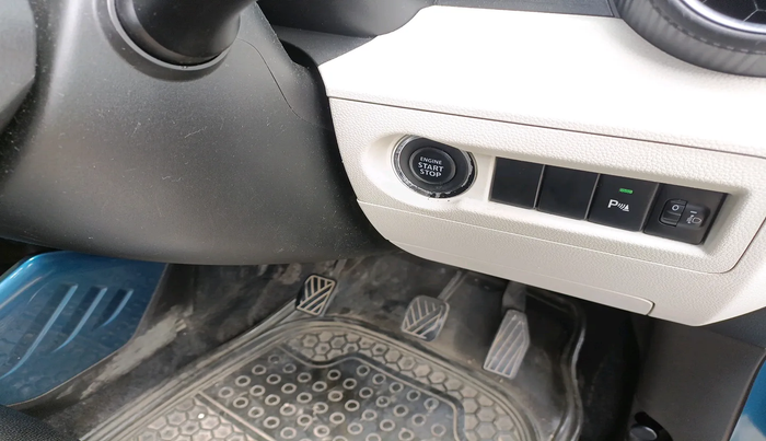 2018 Maruti IGNIS ALPHA 1.2 DUAL TONE, Petrol, Manual, 1,19,840 km, interior