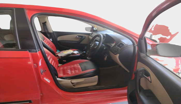 2010 Volkswagen Polo COMFORTLINE 1.2L PETROL, Petrol, Manual, 1,05,780 km, interior