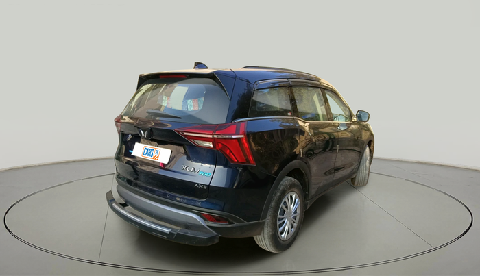2022 Mahindra XUV700 AX 3 P MT 5 STR, Petrol, Manual, 19,420 km, exterior