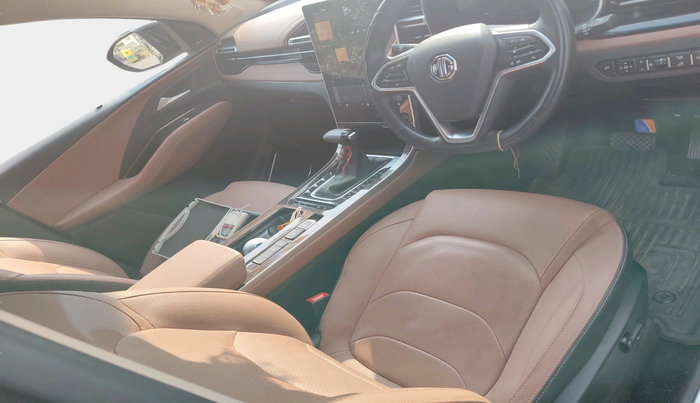 2023 MG HECTOR PLUS SAVVY PRO 1.5 TURBO CVT 6 STR, Petrol, Automatic, 18,100 km, interior