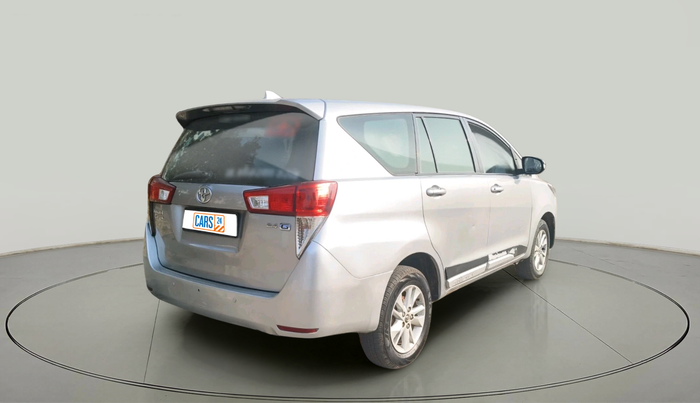 2017 Toyota Innova Crysta 2.4 G 7 STR, Diesel, Manual, 1,71,637 km, exterior