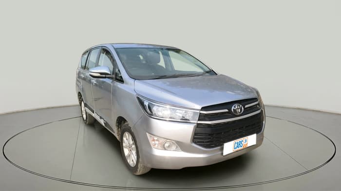 2017 Toyota Innova Crysta 2.4 G 7 STR, Diesel, Manual, 1,71,637 km, exterior