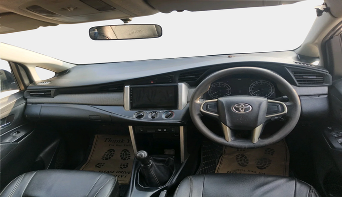 2017 Toyota Innova Crysta 2.4 G 7 STR, Diesel, Manual, 1,71,637 km, interior