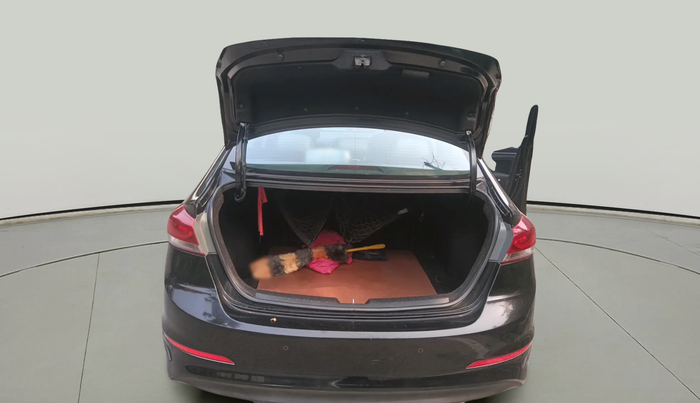 2017 Hyundai New Elantra 2.0 SX(O) AT PETROL, Petrol, Automatic, 77,041 km, exterior