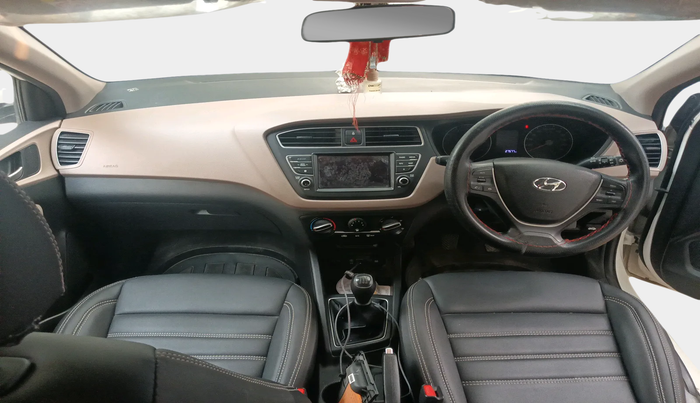 2019 Hyundai Elite i20 SPORTZ PLUS 1.2, Petrol, Manual, 27,577 km, interior