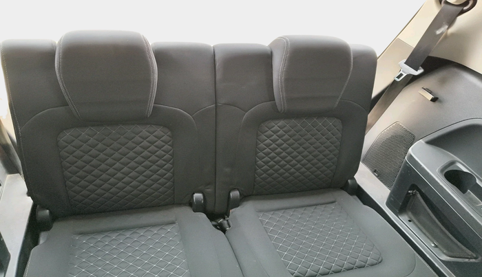 2021 Tata Safari XT PLUS, Diesel, Manual, 1,22,221 km, interior