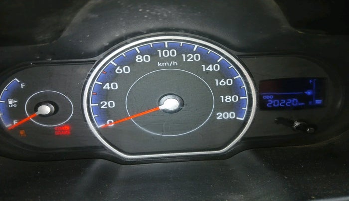 2013 Hyundai i10 MAGNA 1.1 LPG, Petrol, Manual, 20,220 km, interior