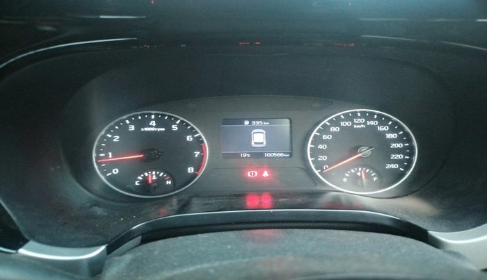 2019 KIA SELTOS HTK PLUS 1.5, Petrol, Manual, 1,00,566 km, interior