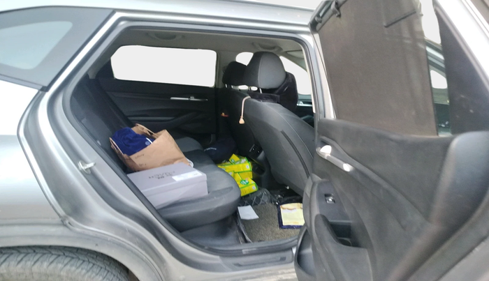 2019 KIA SELTOS HTK PLUS 1.5, Petrol, Manual, 1,00,566 km, interior