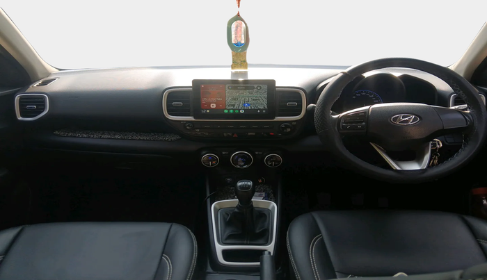 2020 Hyundai VENUE S+ 1.2, Petrol, Manual, 45,404 km, interior