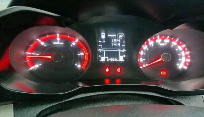 2020 Mahindra XUV300 W4 1.5 DIESEL, Diesel, Manual, 54,863 km, interior