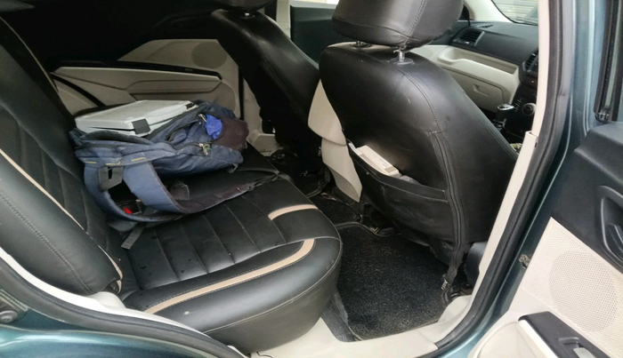 2020 Mahindra XUV300 W4 1.5 DIESEL, Diesel, Manual, 54,863 km, interior