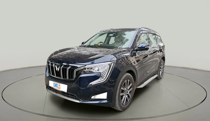2025 Mahindra XUV700 AX 7 LUXURY D AT 7 STR, Diesel, Automatic, 20,599 km, exterior