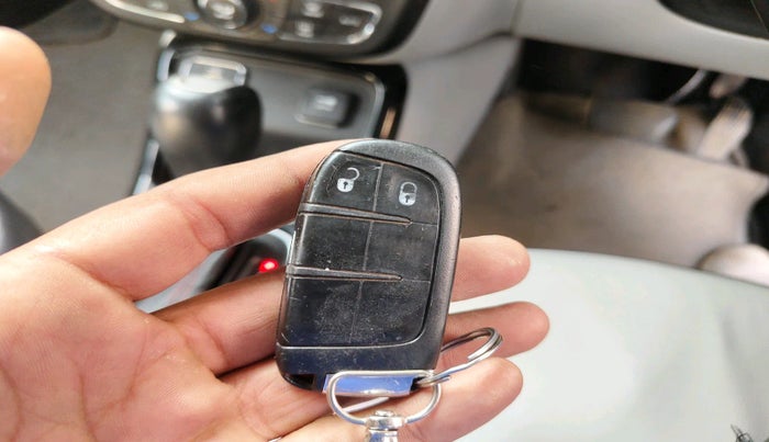 2017 Jeep Compass LIMITED 1.4 PETROL AT, Petrol, Automatic, 1,00,710 km, interior